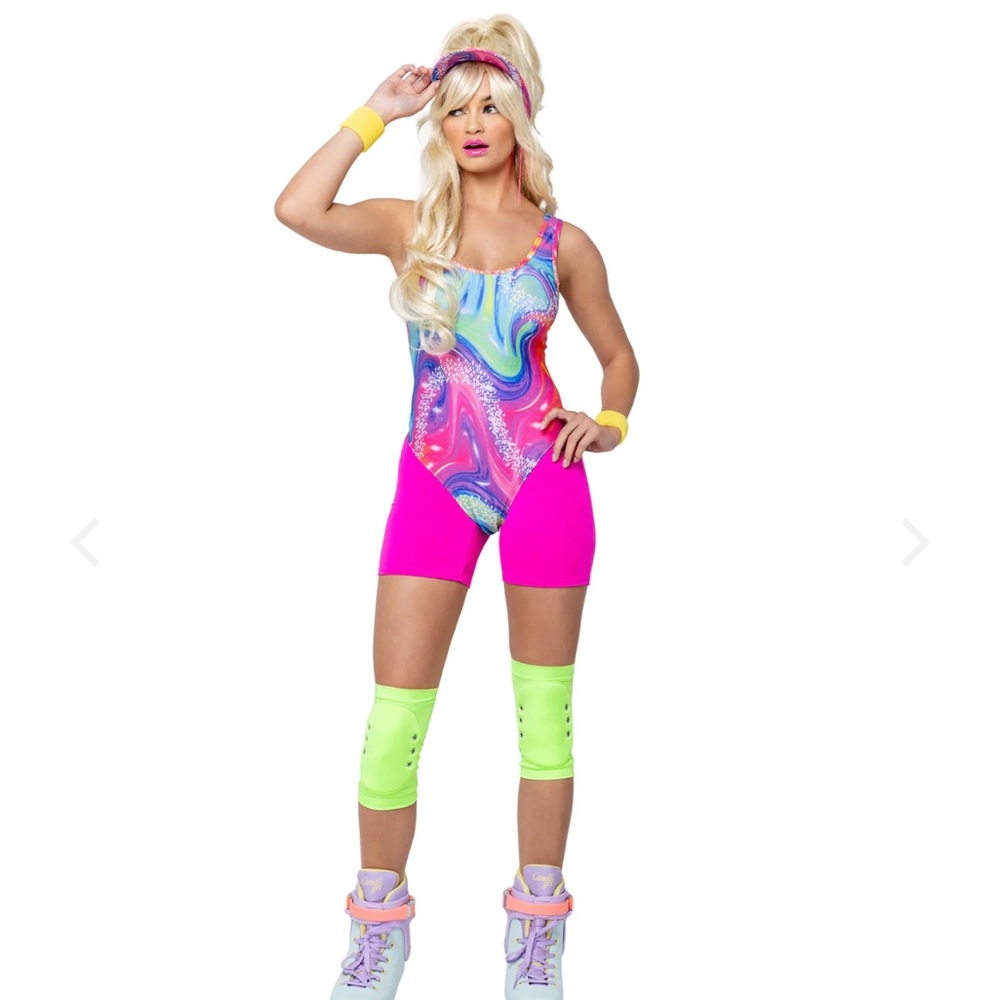 RETRO ROLLERBLADE DOLL